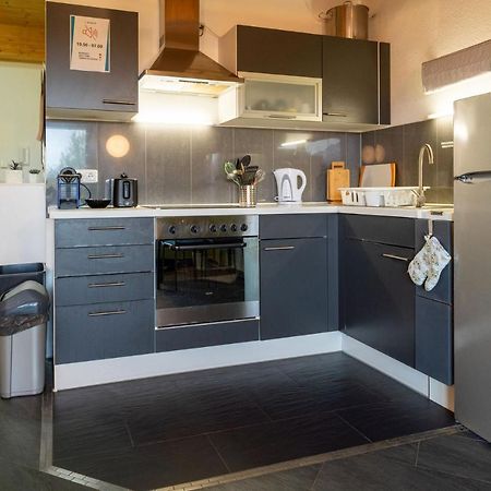 Feworld Living - Near Salzburg City ไฟรลาสซิง ภายนอก รูปภาพ