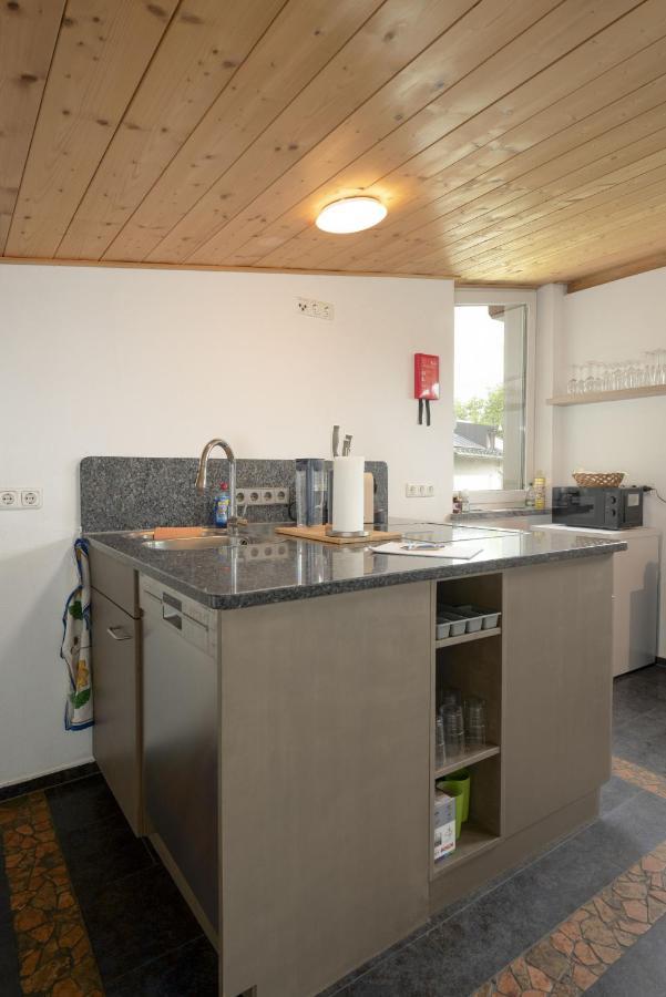 Feworld Living - Near Salzburg City ไฟรลาสซิง ภายนอก รูปภาพ