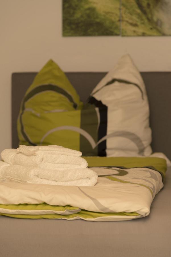 Feworld Living - Near Salzburg City ไฟรลาสซิง ภายนอก รูปภาพ
