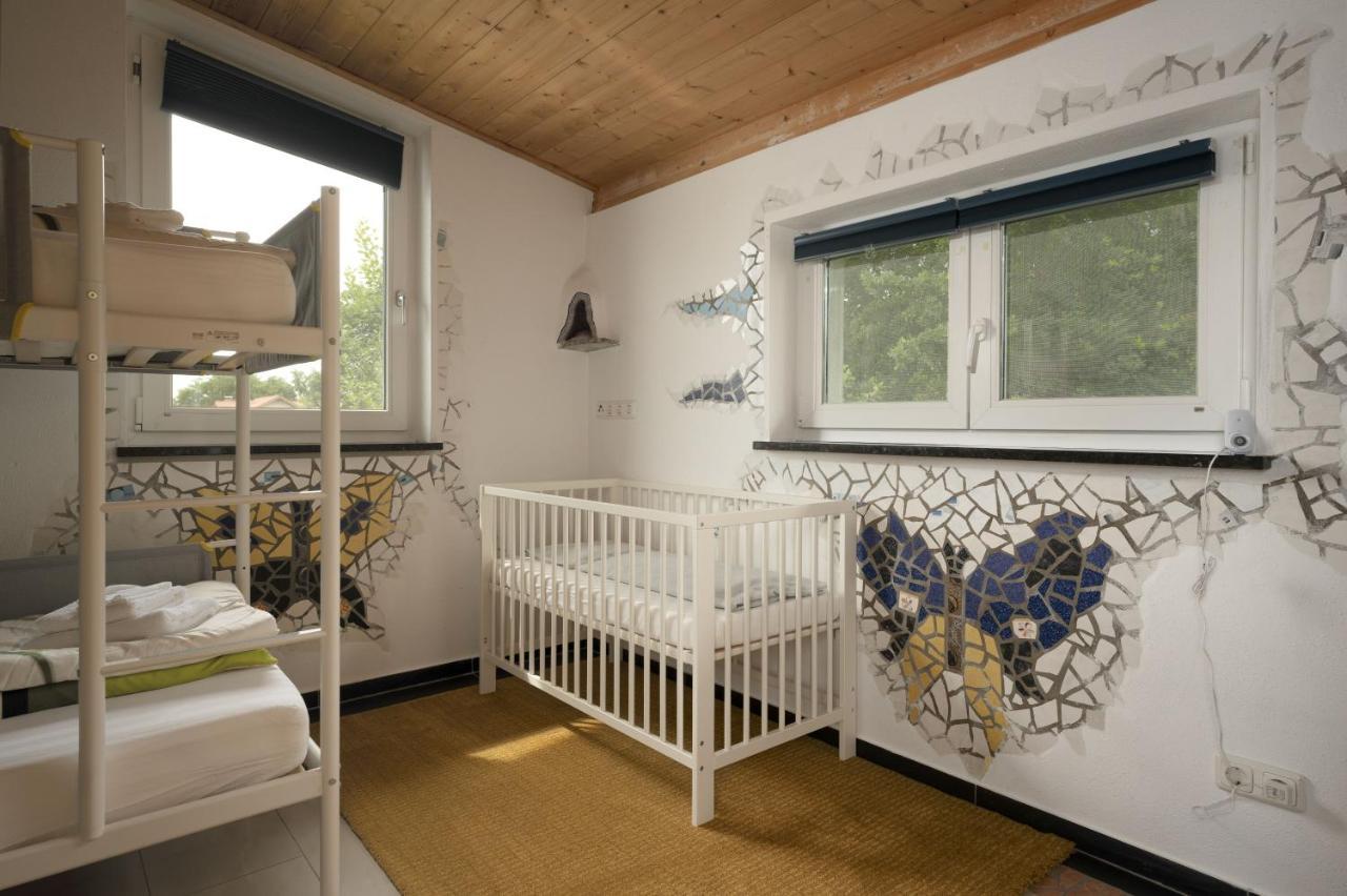 Feworld Living - Near Salzburg City ไฟรลาสซิง ภายนอก รูปภาพ