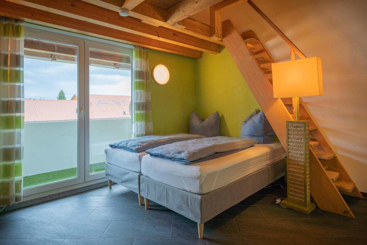 Feworld Living - Near Salzburg City ไฟรลาสซิง ภายนอก รูปภาพ